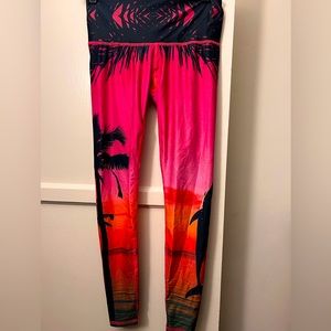 Teeki Yoga Medium Leggings- Pink Sunset Dolphin print